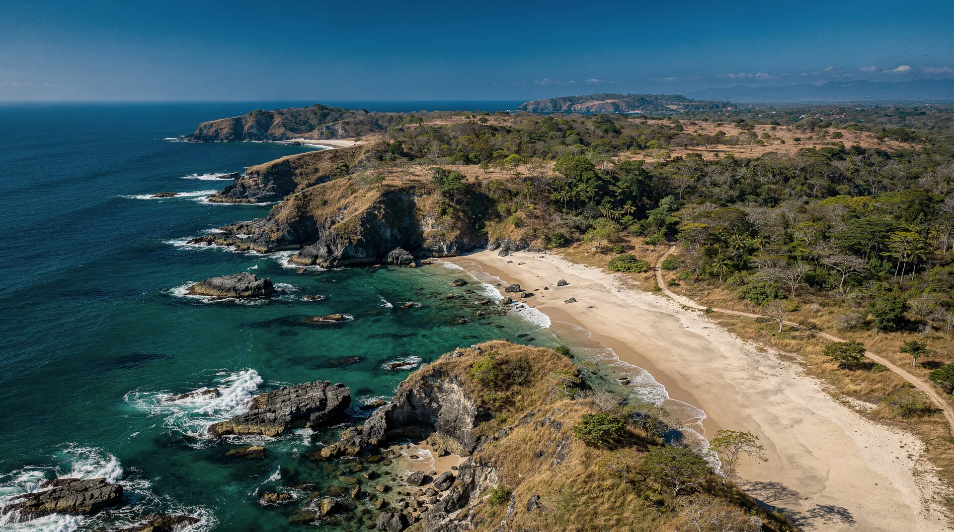 Nicoya Peninsula beaches: Nosara, Santa Teresa, and Sámara compared