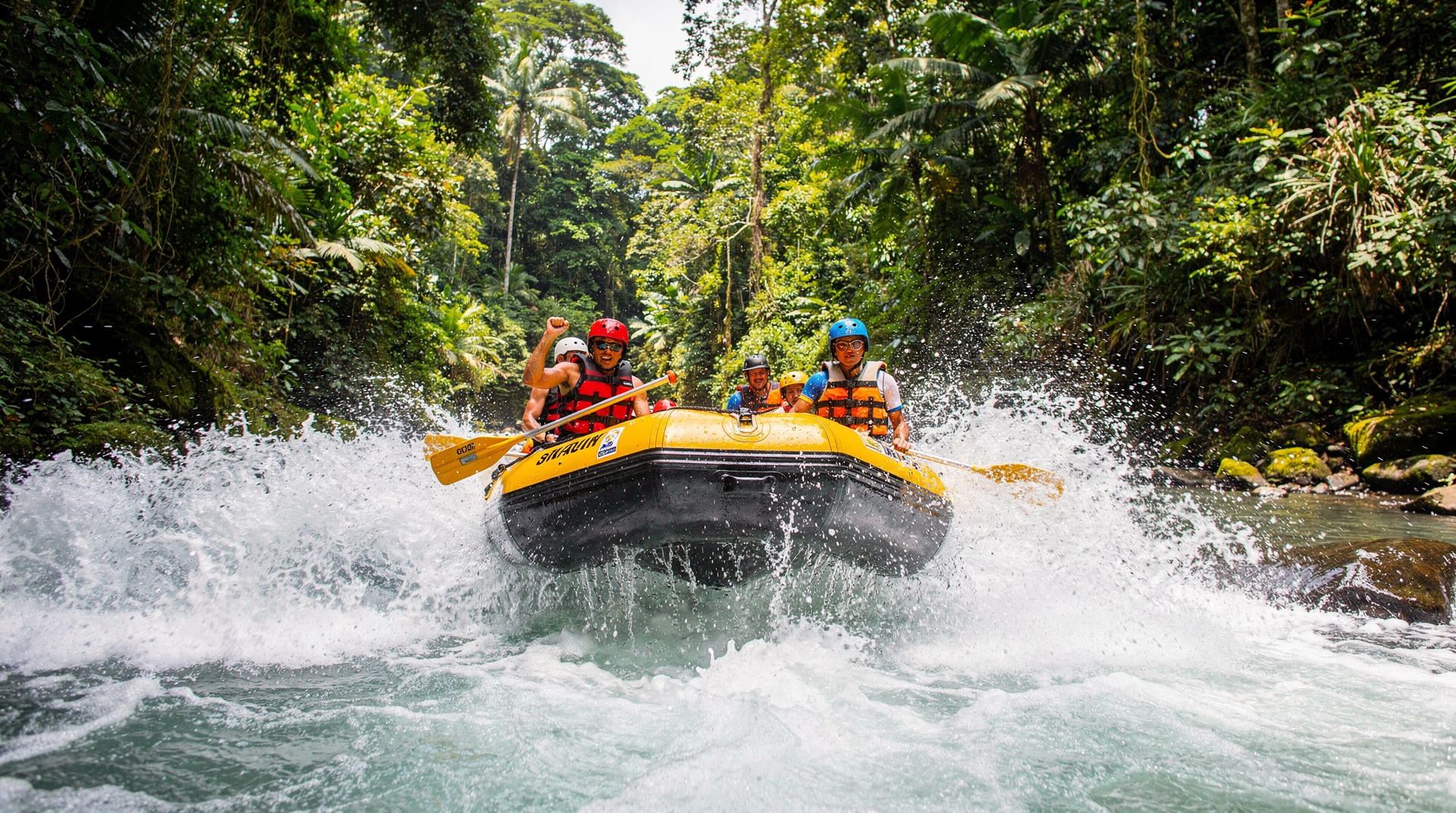 Sarapiquí River rafting: the complete guide for all skill levels